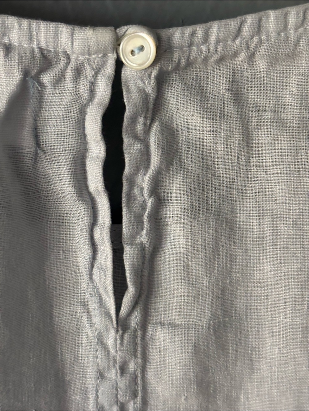 Velvet by Graham & Spencer Linen Ruffle Sleeve Blouse Pale Blue XS - Picture 6 of 10
